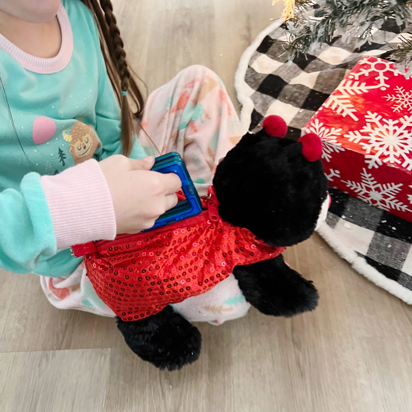 Gift for: Little Miss! Lady Bug Purse Bag with strap