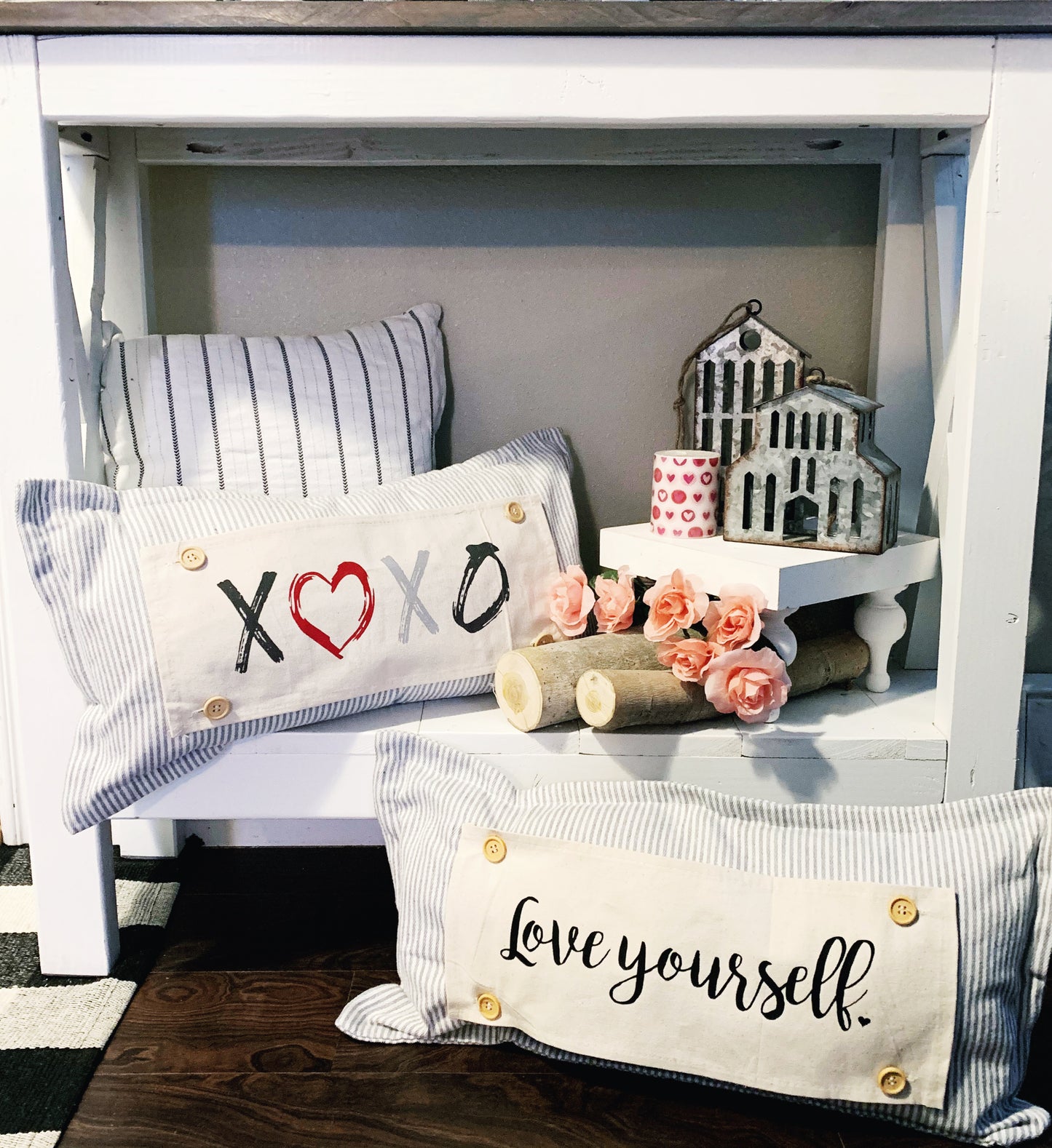 NEW! Custom WINTER Wedding Gift Bundle:  2 seasons + GINGHAM/BUFFALO CHECK pillow + custom last name panel: SNOWMAN SCARVES / XOXO / CUSTOM LAST NAME PANEL