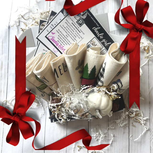 "Panel of the Month" 6-Month Subscription: {PERFECT FOR MOTHER'S DAY GIFT!} We send it for you! Treats, gifts and panels every month!