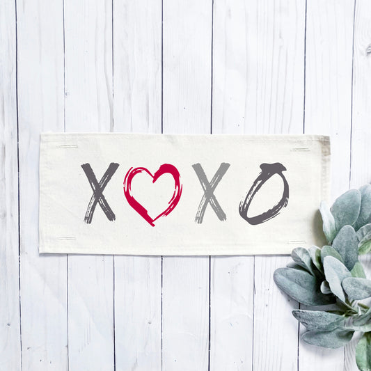 Holiday Panel: Valentines, Winter, Love, Hugs, Kisses, Passion, Red, Wife Husband, Boyfriend, Girlfriend, Spouse, Kids, Vintage, Farmhouse, Heart; XOXO
