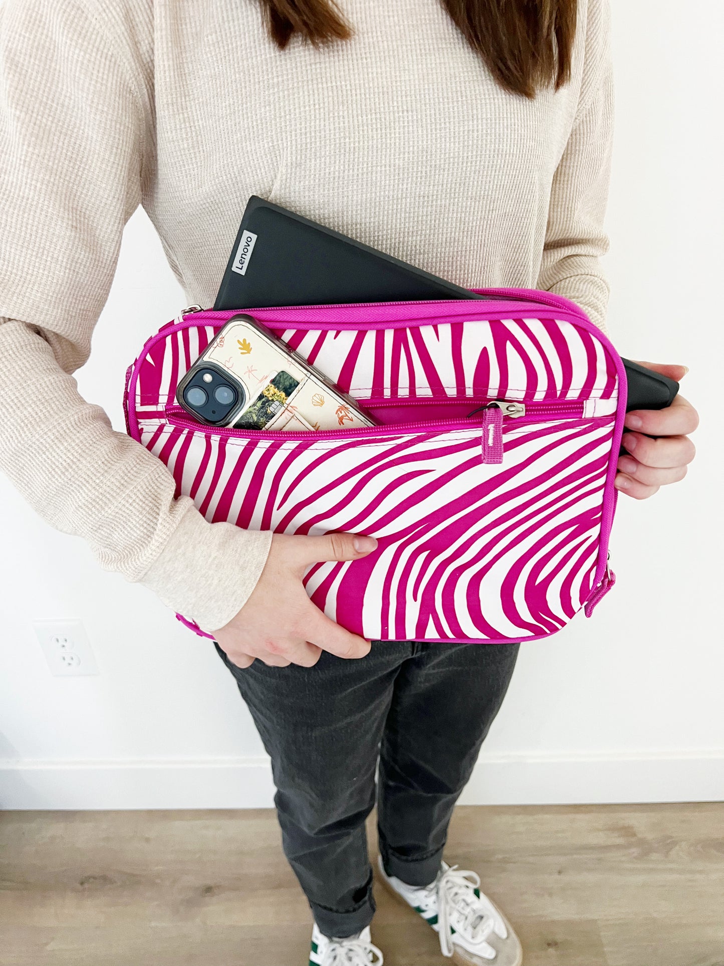 Gift for: Teen/College/Working Gal:  Pink Zebra Laptop bag purse