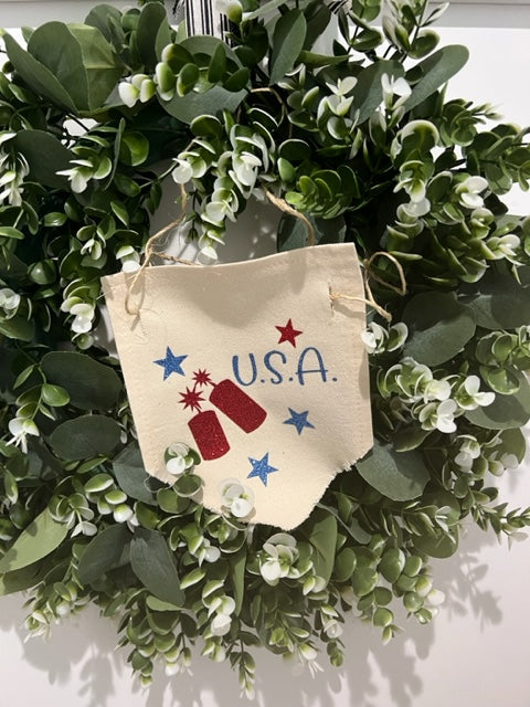 Glitter Holiday Pennant Wreath / Swag Banner: Summer BBQ American America Flag Old Glory Sparkly Fireworks Stars and Stripes 4th of July Firecrackers USA FIREWORKS