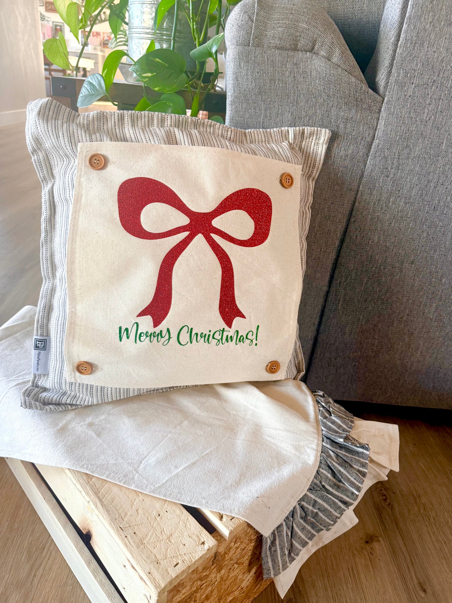 NEW!  SQUARE Glitter Seasonal Panel: Winter Bling Sparkle Twinkle Bling Glitz Confetti Green Merry Christmas Bow RED RIBBON