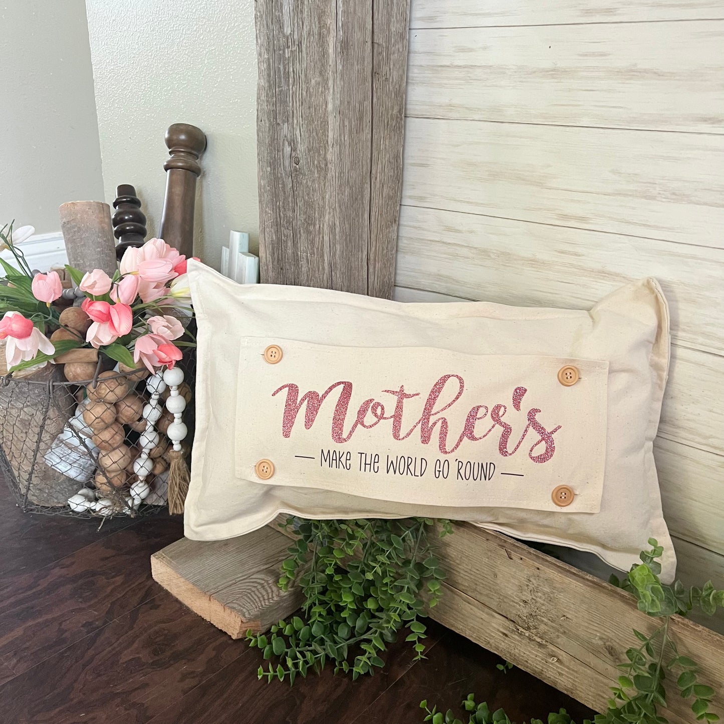 Glitter Holiday Panel: Spring, Gift; Mom Her Mother’s Day Make World Go ‘Round
